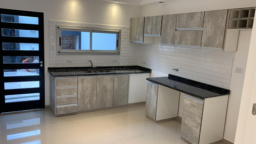 Imagen 2 de 5 de Departamento En Venta 2 Dormitorios En Berazategui