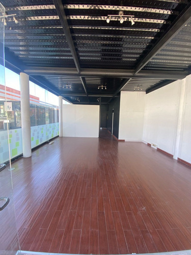 Estratégico Y Completamente Operativo / Quilicura