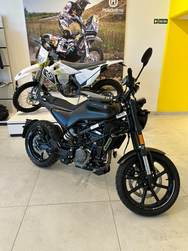 Husqvarna Svartpilen 200 0km - Descuento Especial De Contado