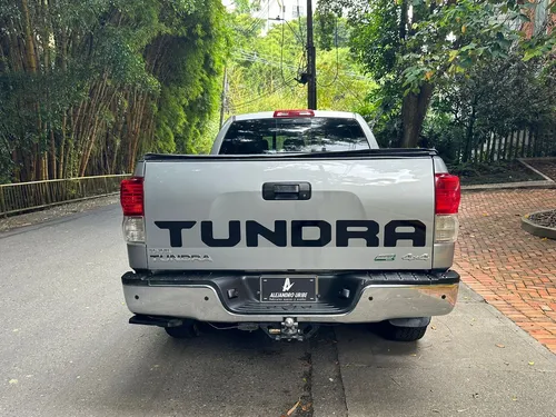 Toyota Tundra 5.7 Sr5 Double Cab