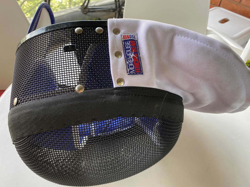 Imagen 4 de 5 de Casco Para Esgrima Para Niños /niñas