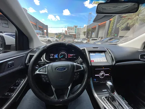 Ford Edge 2.0 Titanium