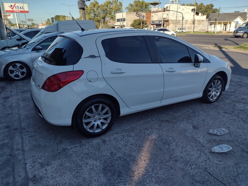 Peugeot 308 1.6 Active 2014