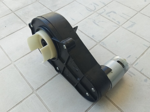 Imagen 3 de 9 de Motorreductor 6v 12v Motor + Caja Ideal Cuatri Bateria Niño