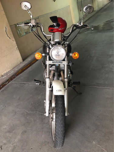 Motomel Custom Dresser 250cc