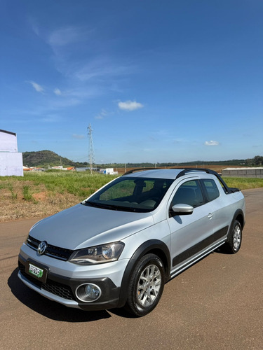 Volkswagen Saveiro 1.6 16v Cross Cab. Dupla Total Flex 2p