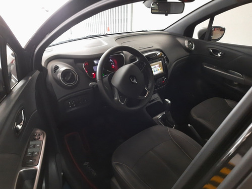 Renault Captur 2.0 Intens Automática