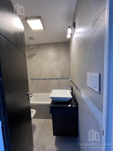 4 Ambientes - 3 Baños - 114 M2 - Piscina - Grupo Electrogeno - 2 Cocheras - Venta - A Estrenar