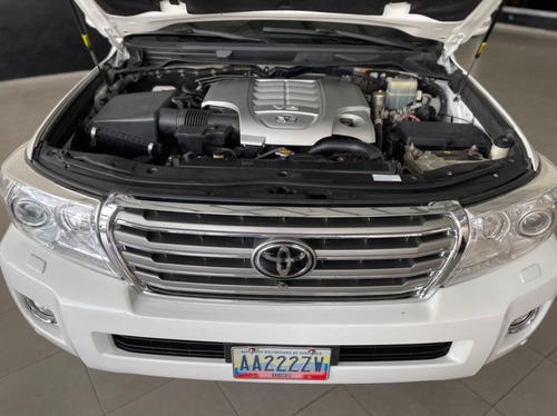 Imagen 3 de 12 de Toyota Roraima