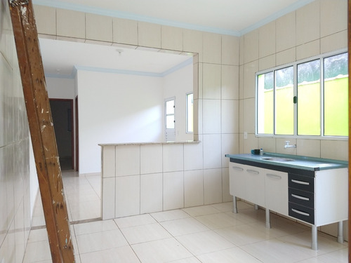 Imagem 4 de 14 de Casa Em Mongaguá , Casa Nova Com Quintal Espaçoso .