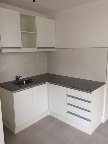 Imagen 5 de 14 de Dueño Vende. Apto 2 Dormitorios Av. Libertador, Con Renta.