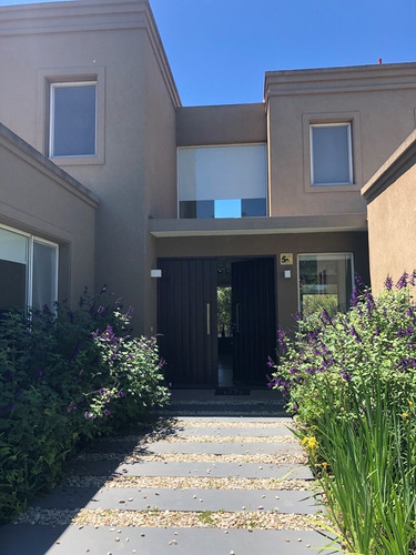 Casa En Venta La Isla, Nordelta, G.b.a. Zona Norte