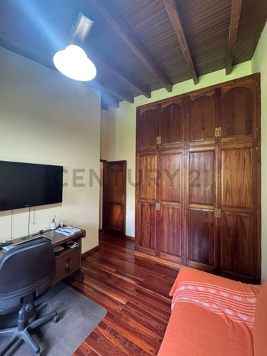 Casa En Venta En Jose Hernandez Al 100 - Mendoza