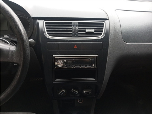 Imagem 7 de 14 de Volkswagen Spacefox 1.6 Mi Trend 8v Flex 4p Automatizado