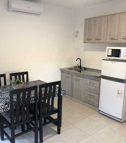 Departamento De Categoría Para 2 A 6 Con Pileta En B°cerrado