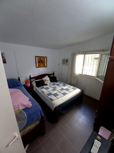 Imagen 16 de 16 de Venta De Casa 1 Dormi Amplio Funes / Roldan