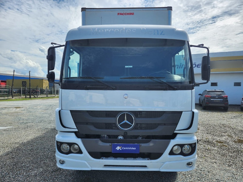 Mercedes Benz Atego 2426 Baú Ano 2020