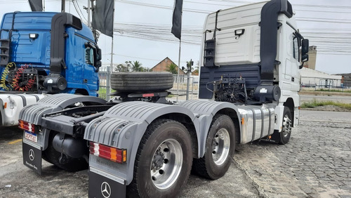 Imagem 4 de 13 de Mb Actros 2651