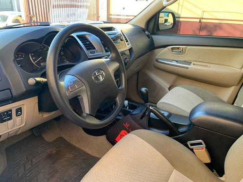 Imagem 8 de 11 de Toyota Hilux Sw4 Sr 4x2 2.7 Aut 2015