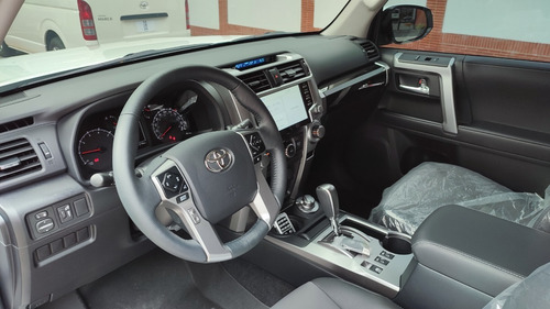 Imagen 4 de 7 de Toyota 4 Runner