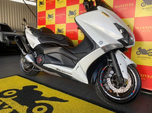 Imagem 10 de 11 de Yamaha Tmax 530 Abs