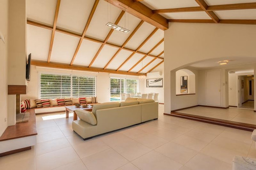 Casa En Paradas Mansa