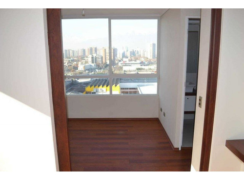Venta 1 D Y 1 B/ Metro Irarrázaval/ Av Matta