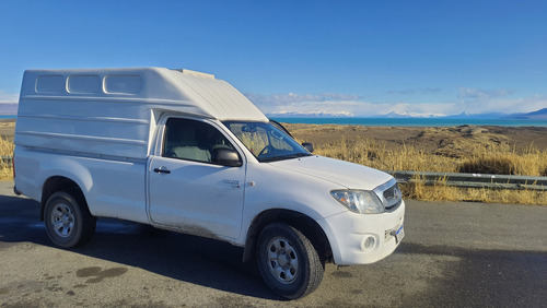 Toyota Hilux 2.5 Cab. Simples 4x4 2p