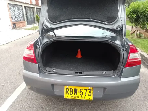 Renault Megane 2 2.0 Odeon