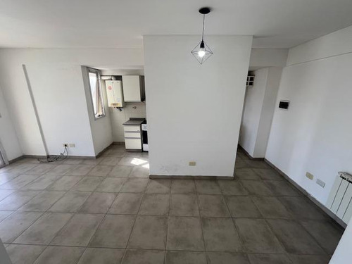 Departamento En Lomas De Zamora