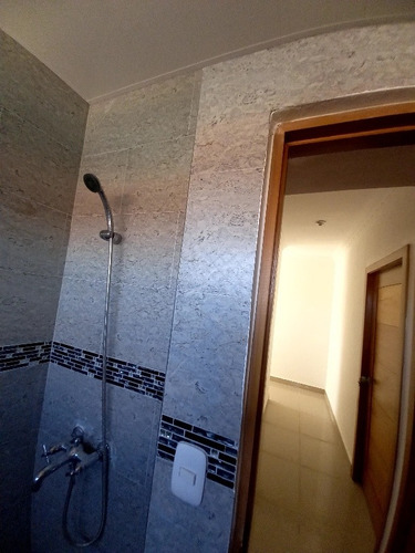 Imagen 19 de 22 de Apartamento Tipo Penthouse. Segundo Nivel. Terraza.