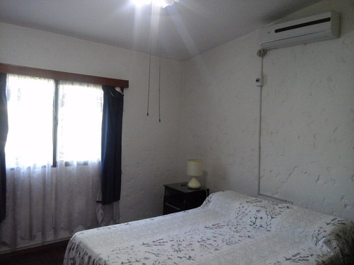 Imagen 8 de 14 de Estupendo Chalet En Salinas!!