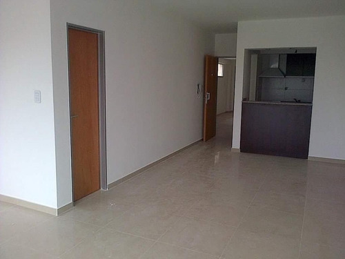 Imagen 4 de 9 de Monoambiente Divisible Al Frente En Venta Moron Sur