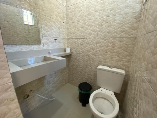 Casa Duplex Com 02 Suítes Na Quadra Da Praia Em Barra De S.j