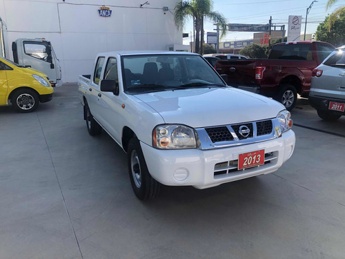 Imagen 3 de 14 de Nissan Np300 2013 2.4 Doble Cabina Lujo Mt