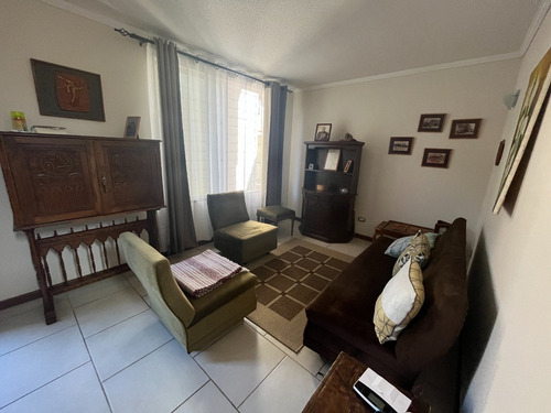 Imagen 5 de 22 de Casa En Excelente Estado Ubicado A Pasos Del Centro De Pucon