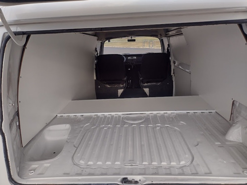 Imagem 7 de 11 de Vw Kombi Único Dono Toda Revisada Combi
