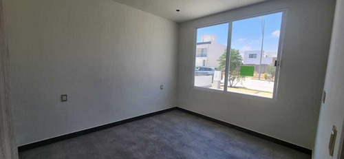 Casa En Venta En Residencial Mallorca, 4 Recamaras, Estudio, Cto Serv, 3 Autos
