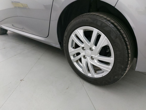 Peugeot 208 1.6 16V FLEX ACTIVE AT6