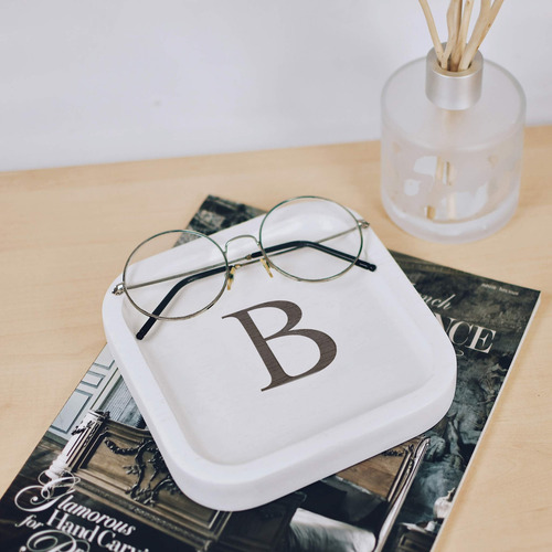 I'm Bandeja Decorativa De Madera Maciza Con Letra Inicial Pe