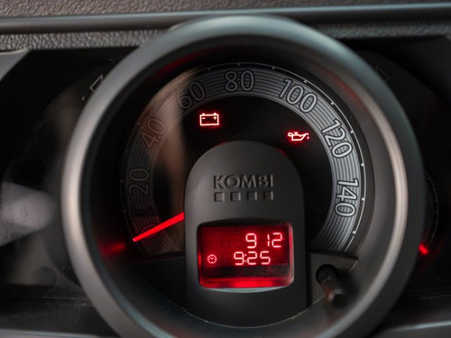 Volkswagen Kombi Kombi 1.4 LAST EDITION 8V FLEX 4P MANUAL