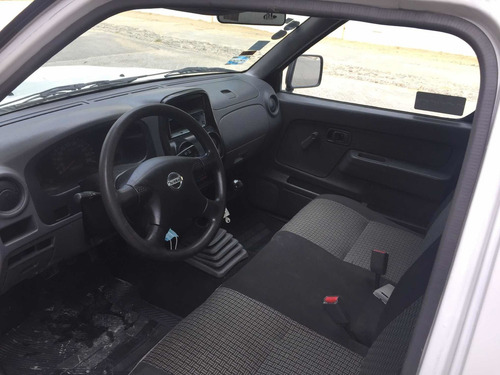 Nissan Np300 2.4 Chasis Dh Mt 2015