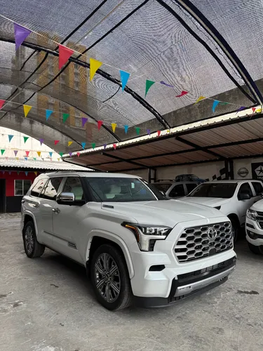 Toyota Sequoia 3.5 V6 Capstone