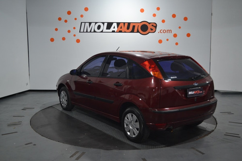 Ford Focus 1.6 Ambiente 5p 2005 -imolaautos-