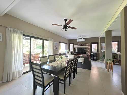Venta Casa 4 Amb Pileta Parrilla Bella Vista Chico