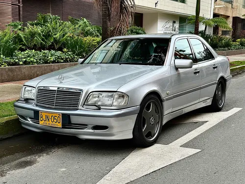 Mercedes-benz Clase C 2.4 Elegance 4 P