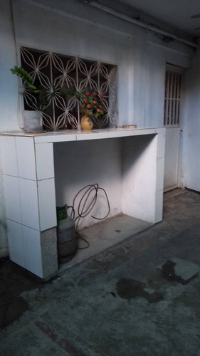 Casa En Venta Urb Los Naranjos Guarenas