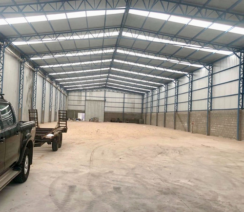 Alquiler Galpón 700m2 En Hurlingham