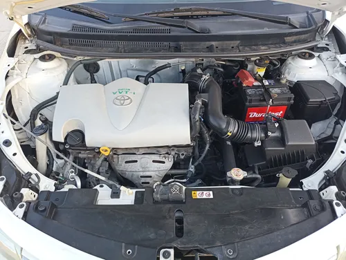 Toyota Yaris 1.5 Core Sedan Mt