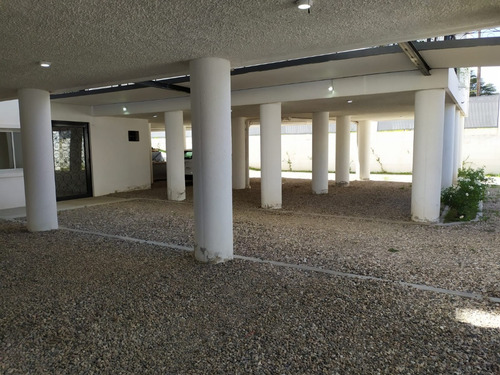 Imagen 13 de 25 de Vendo Departamento 3 Dormitorios - Cochera - Complejo Con Pileta